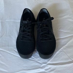 Nike flyknit vapor max